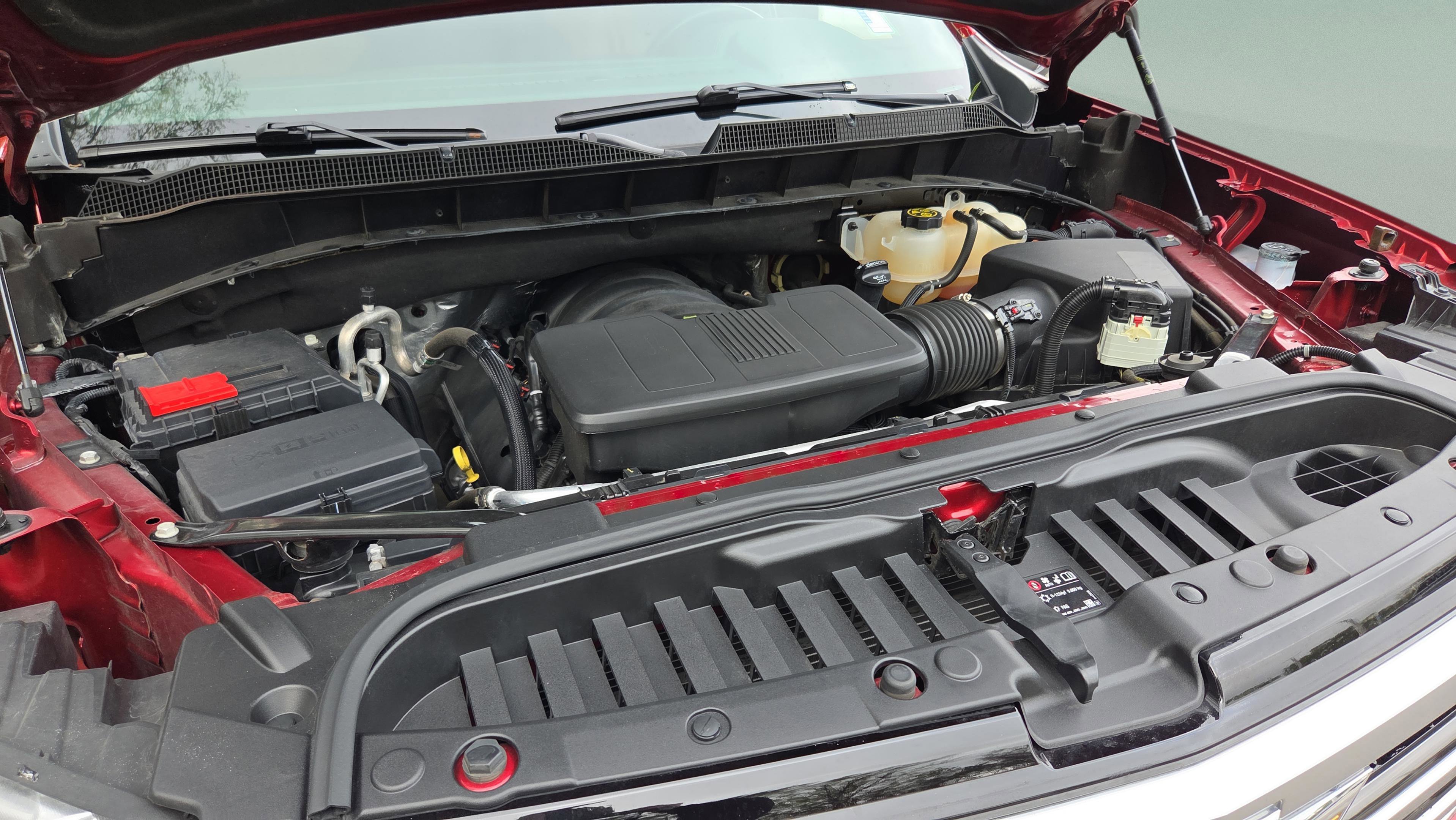 Certified 2023 Chevrolet Silverado 1500 High Country w/ Z71 Off-Road Package AWD/4WD image 17