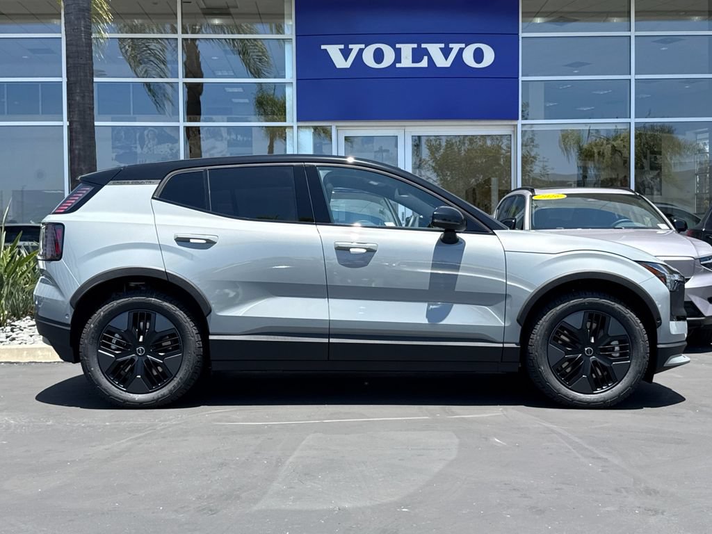 New 2026 Volvo EX30 Cross Country Ultra w/ Protection Package Premier AWD/4WD image 6