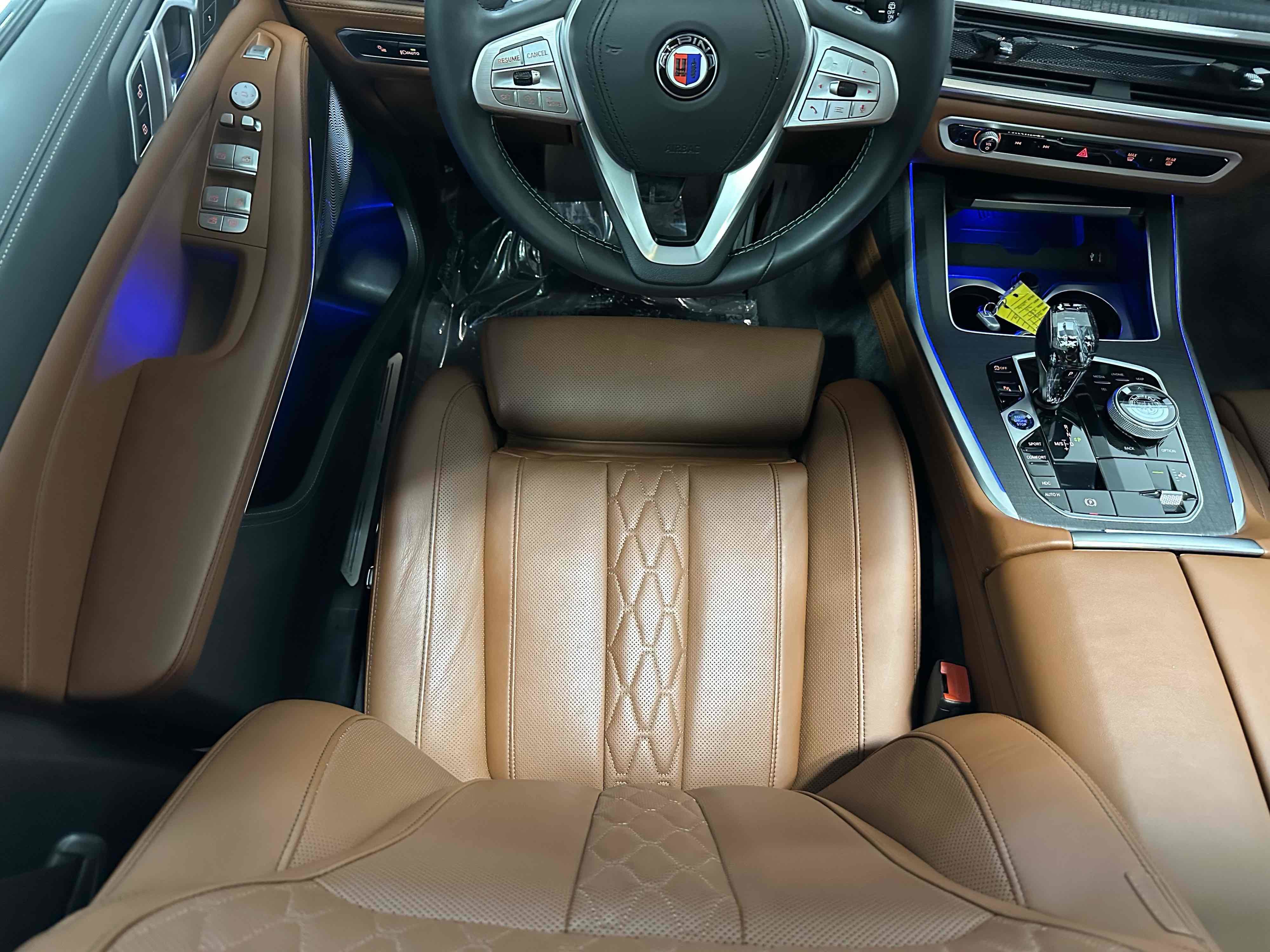 Used 2025 BMW ALPINA XB7 AWD/4WD image 49