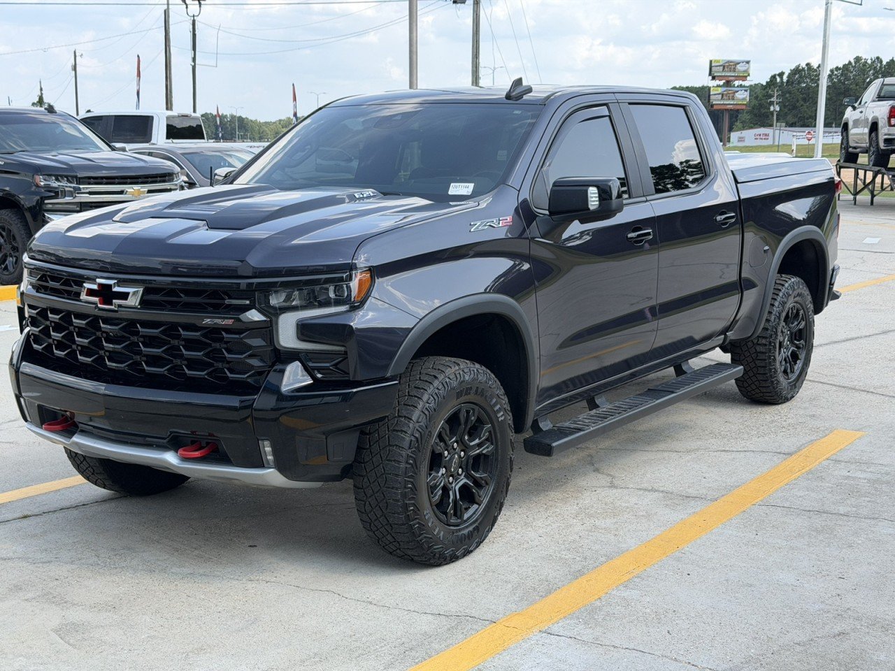 Used 2022 Chevrolet Silverado 1500 ZR2 w/ Technology Package AWD/4WD video 1