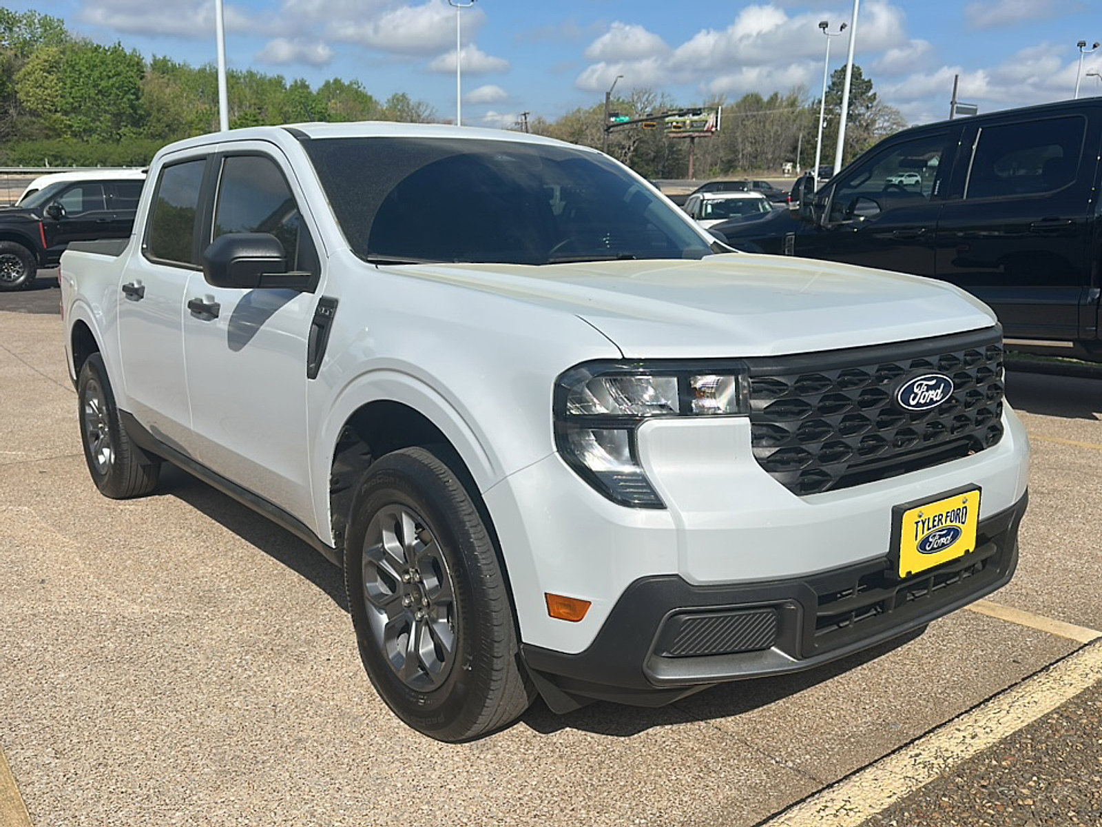 Used 2025 Ford Maverick XLT w/ 4K Tow Package image 1