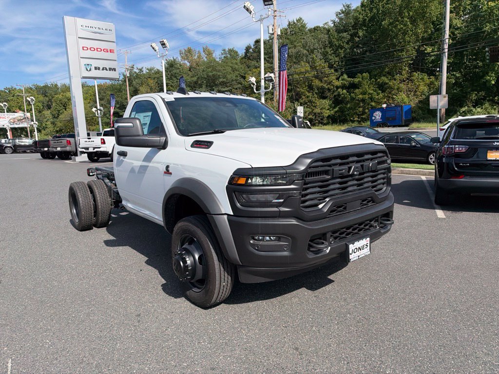 New 2026 RAM 5500 Tradesman AWD/4WD image 2