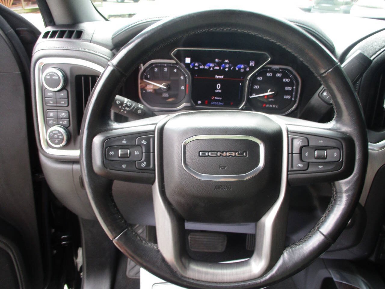 Used 2020 GMC Sierra 1500 Denali w/ Denali Ultimate Package AWD/4WD image 23