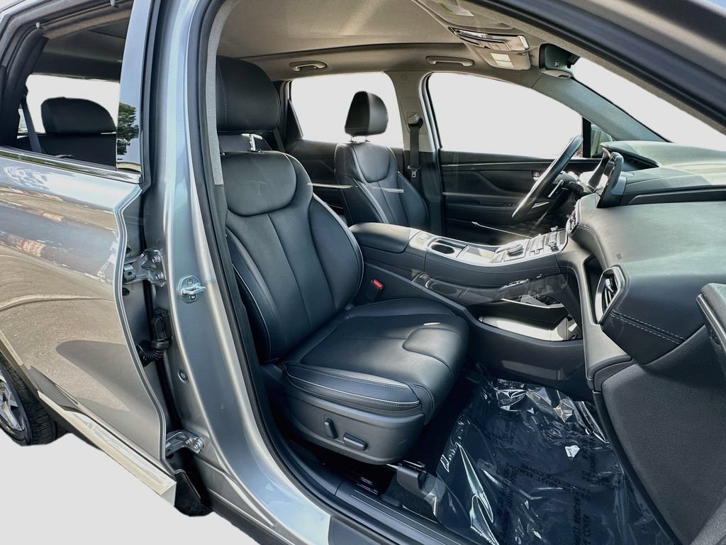 Used 2022 Hyundai Santa Fe Limited FWD image 29
