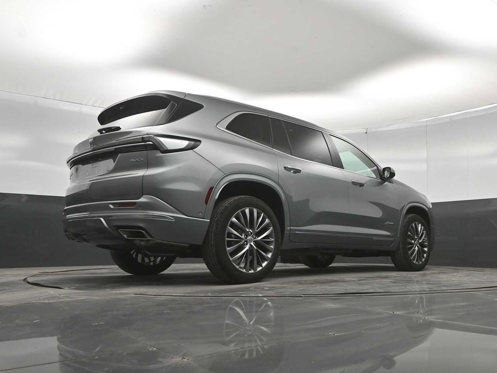 New 2026 Buick Enclave Avenir w/ Super Cruise Package AWD/4WD image 36