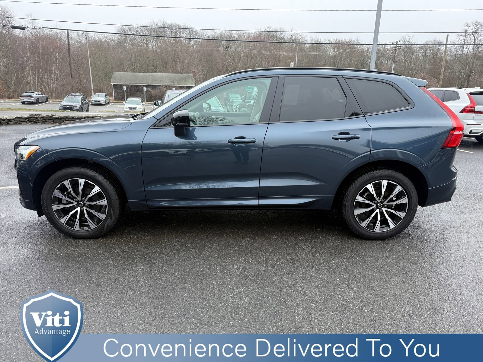 Used 2024 Volvo XC60 B5 Core w/ Protection Package Premier image 5