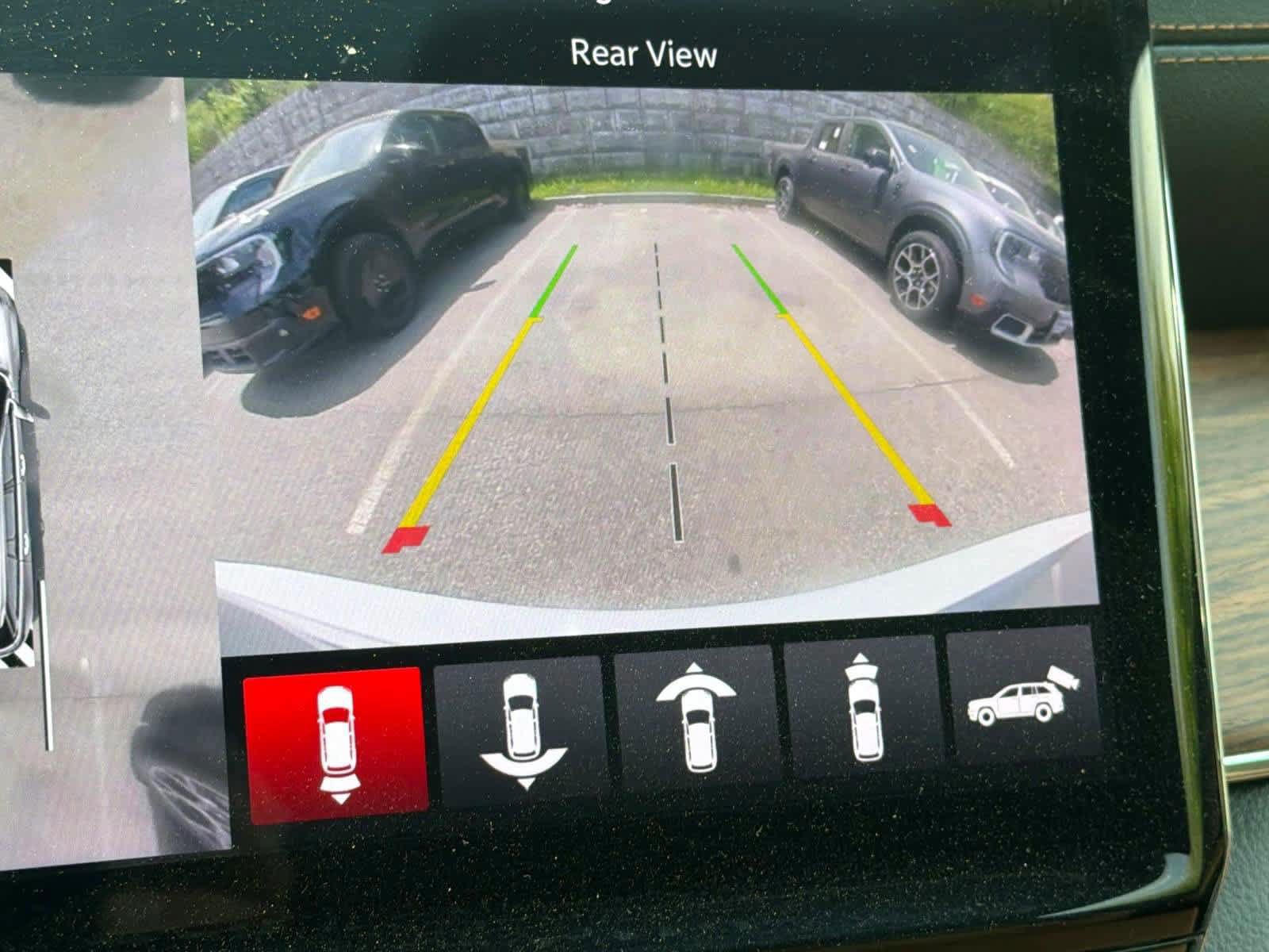 Used 2024 Jeep Grand Cherokee Summit AWD/4WD image 24