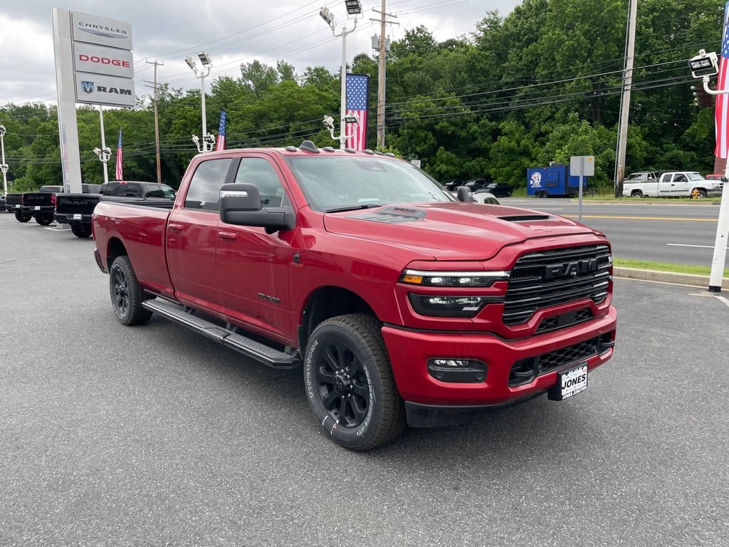 New 2026 RAM 2500 Laramie AWD/4WD image 2