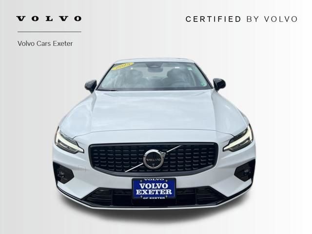 Certified 2025 Volvo S60 B5 Plus image 2