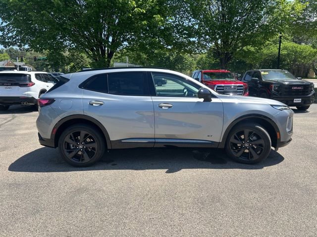 Used 2025 Buick Envision Sport Touring AWD/4WD image 10