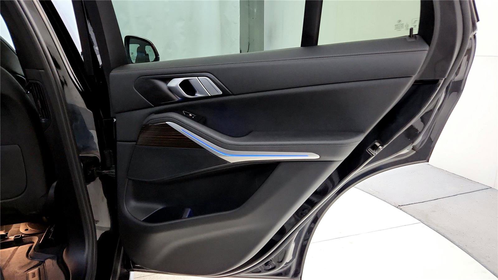 Used 2020 BMW X5 xDrive40i w/ Convenience Package image 19