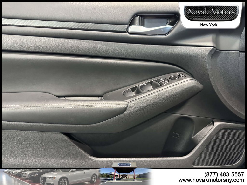 Used 2024 Nissan Altima 2.5 SV w/ SV Premium Package AWD/4WD image 17