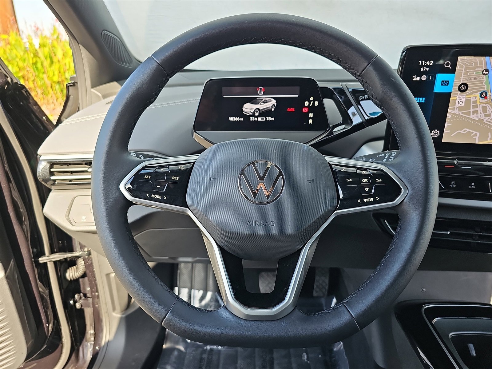 Certified 2023 Volkswagen ID.4 Pro image 17