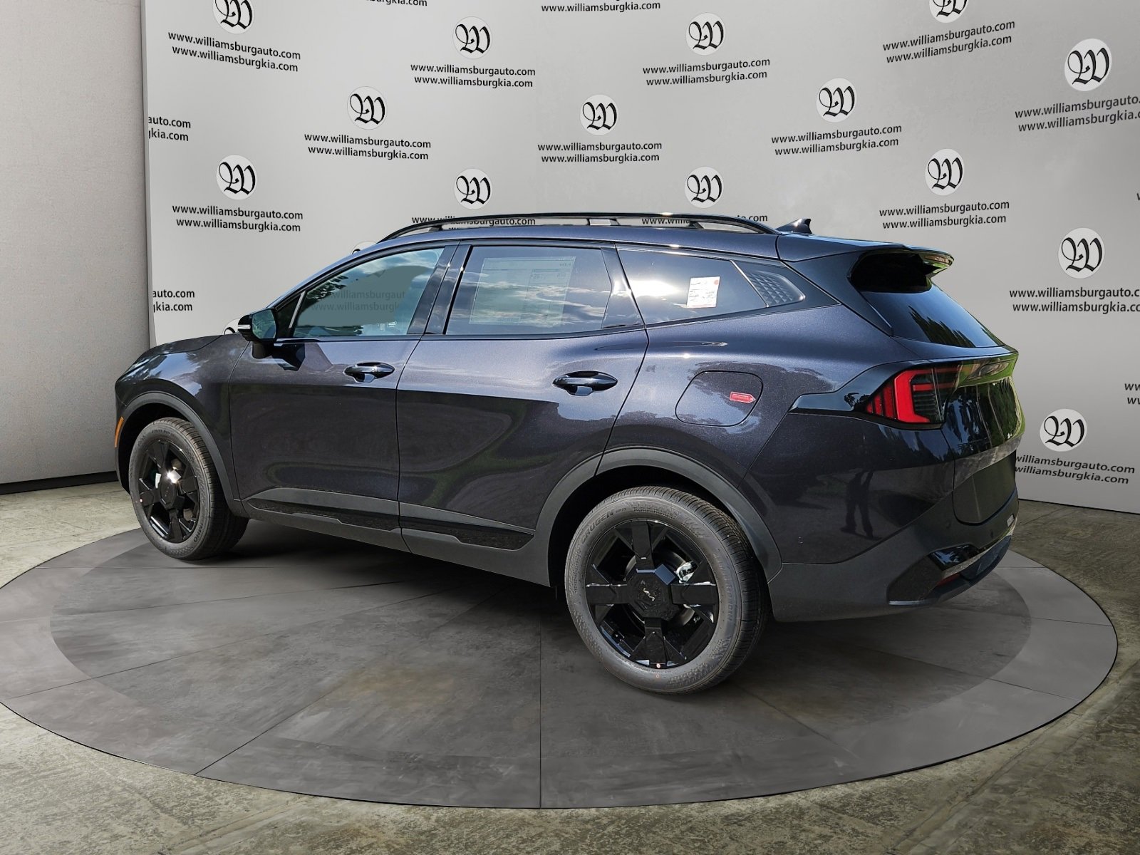 New 2026 Kia Sportage X-Line w/ X-Line Technology Package image 3