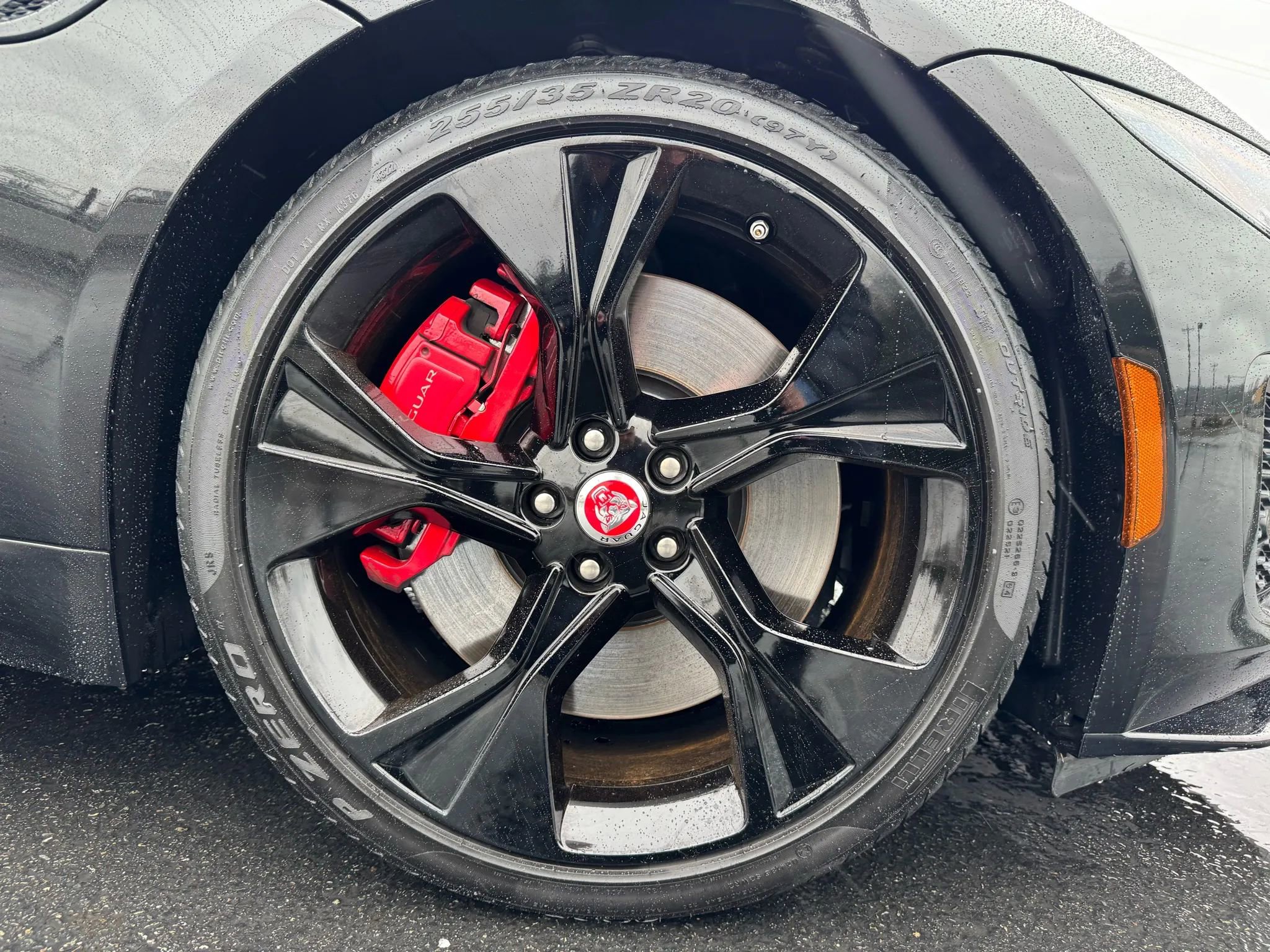 Used 2023 Jaguar F-TYPE Coupe image 19