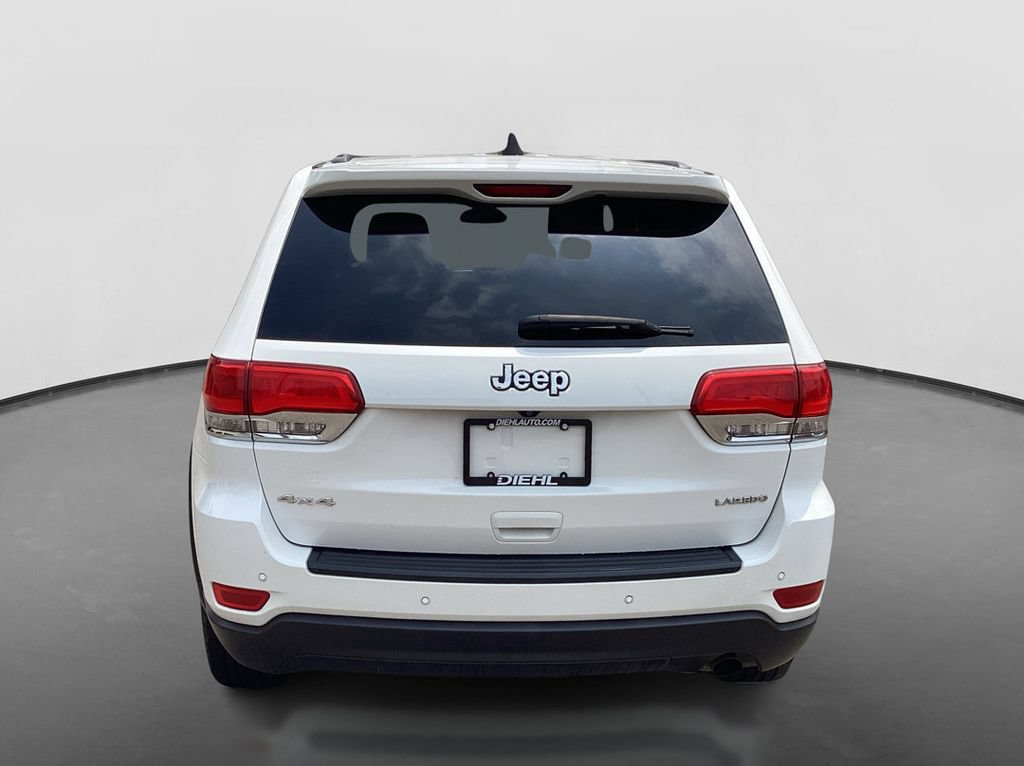 Used 2018 Jeep Grand Cherokee Laredo AWD/4WD image 6