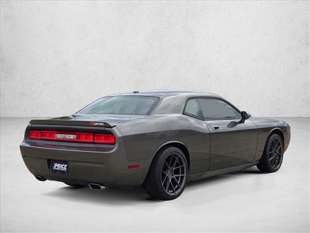 Used 2010 Dodge Challenger R/T RWD image 5