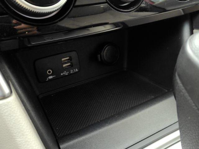 Used 2023 Subaru Forester Premium AWD/4WD image 46