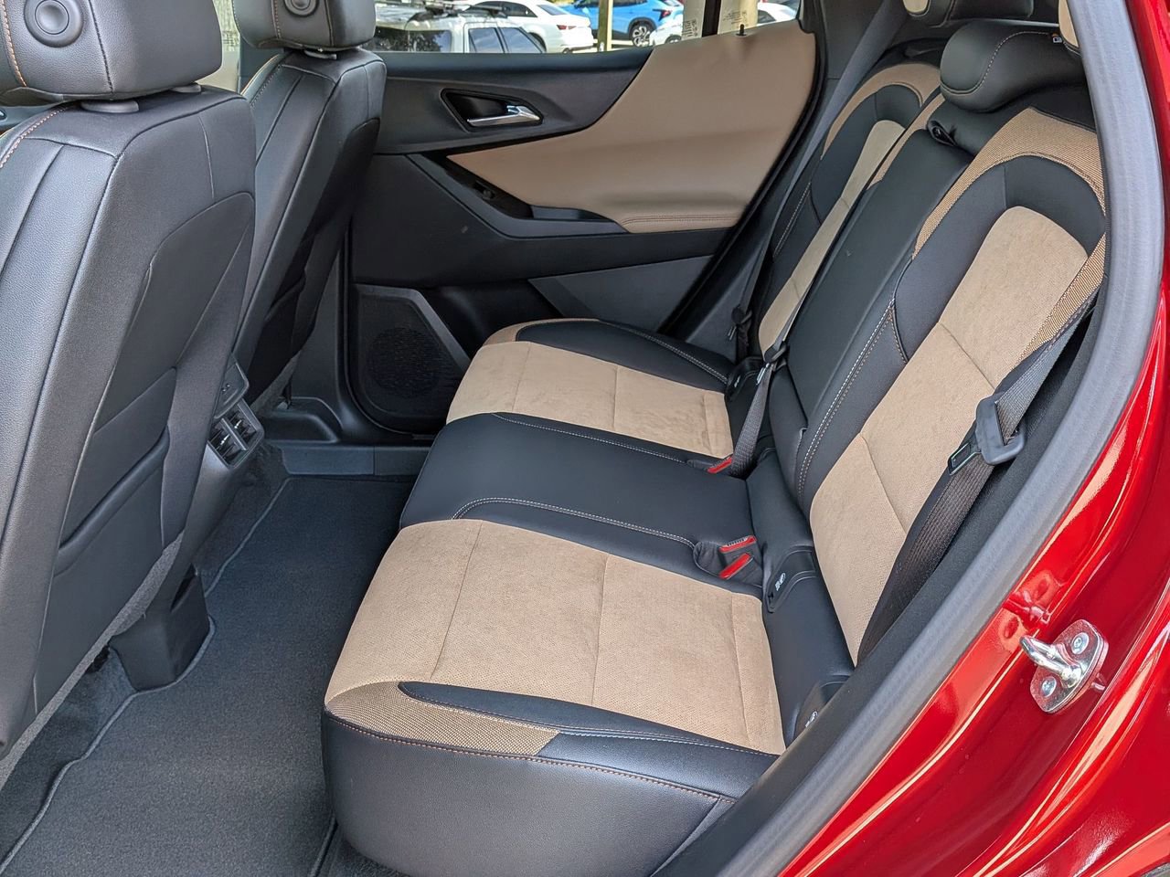New 2026 Chevrolet Equinox ACTIV w/ Safety and Technology Package FWD image 22