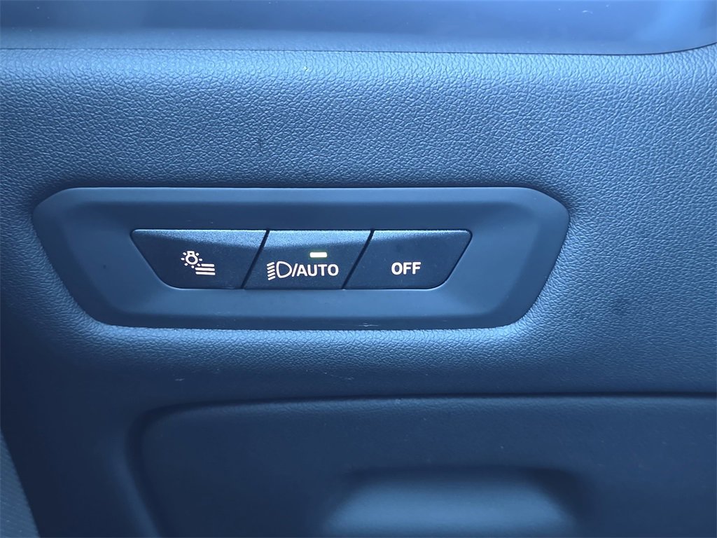 Used 2025 BMW X5 xDrive40i w/ Climate Comfort Package image 30