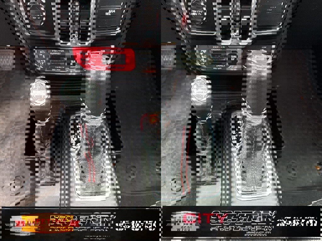 Used 2020 Jeep Wrangler Unlimited Rubicon w/ Quick Order Package 28Y Recon image 38