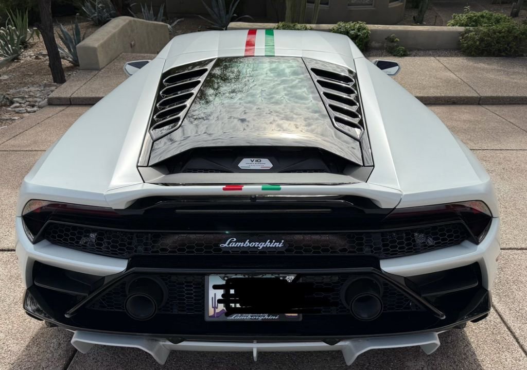 Used 2021 Lamborghini Huracan EVO RWD image 7