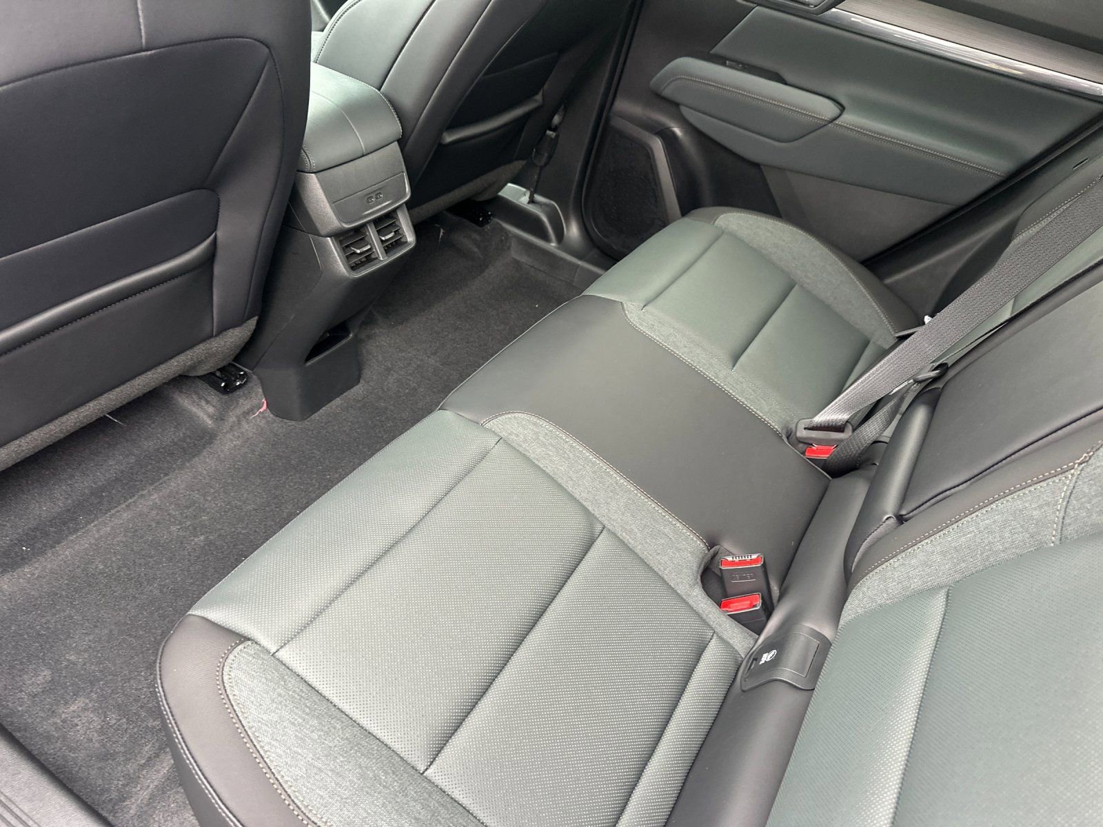 New 2026 GMC Terrain AT4 image 12