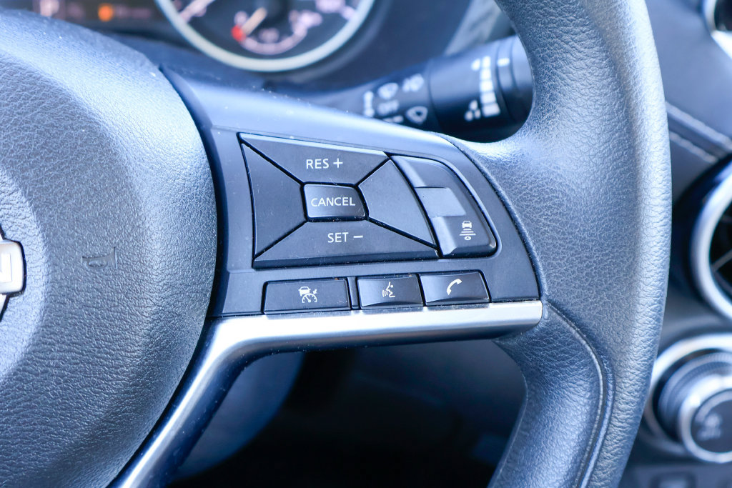 Used 2025 Nissan Sentra SV FWD image 13