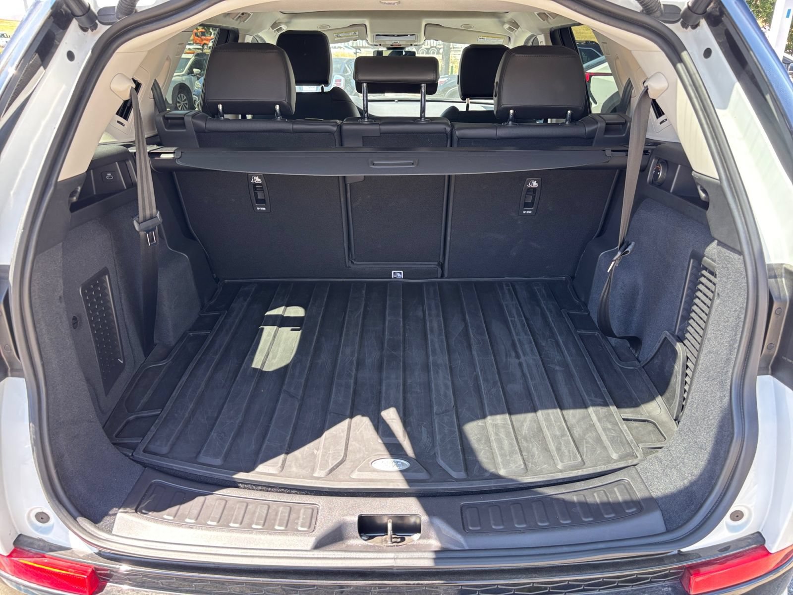 Used 2025 Land Rover Discovery Sport S AWD/4WD image 19