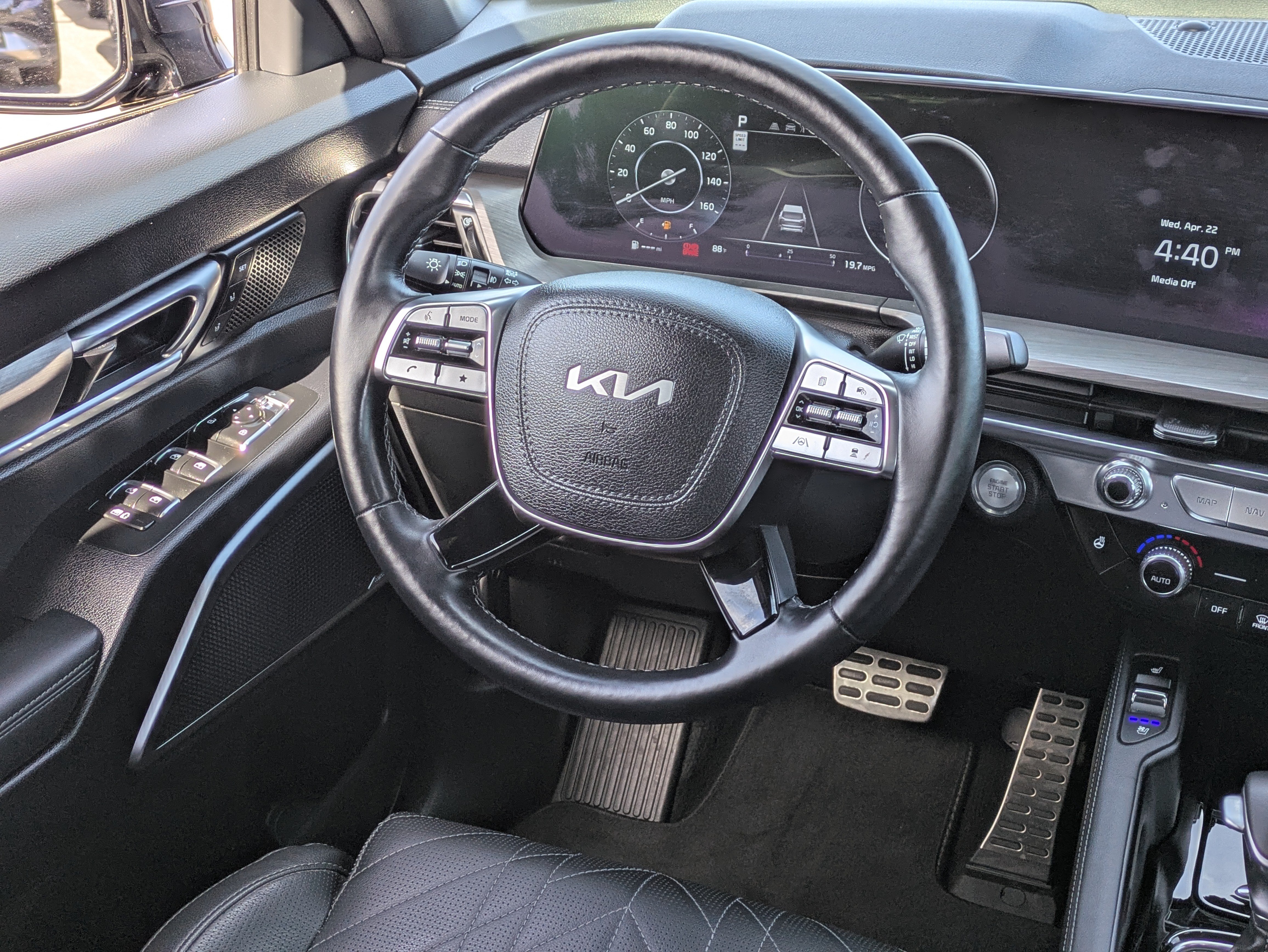 Certified 2024 Kia Telluride SX X-Pro AWD/4WD image 16