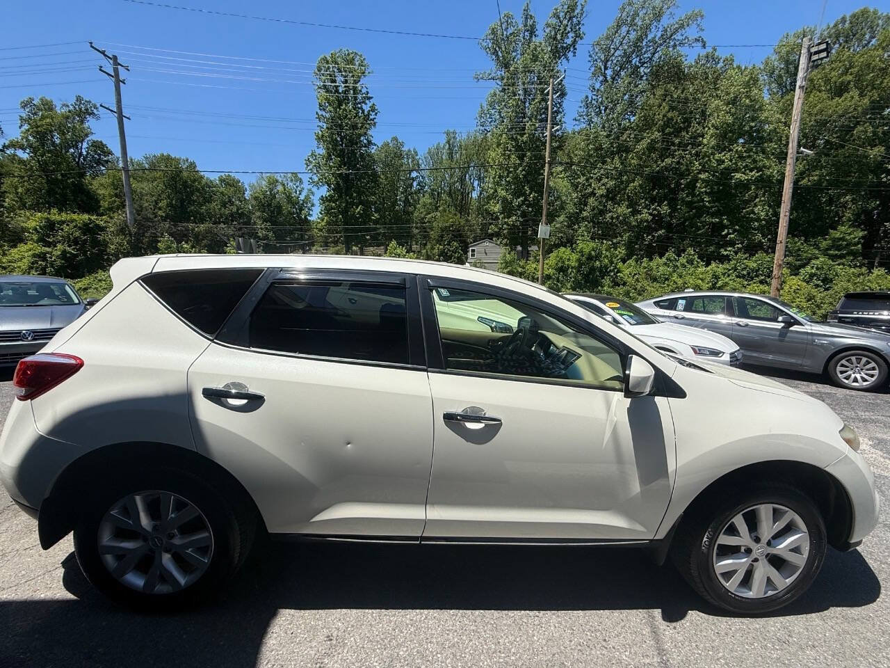 Used 2014 Nissan Murano S FWD image 4