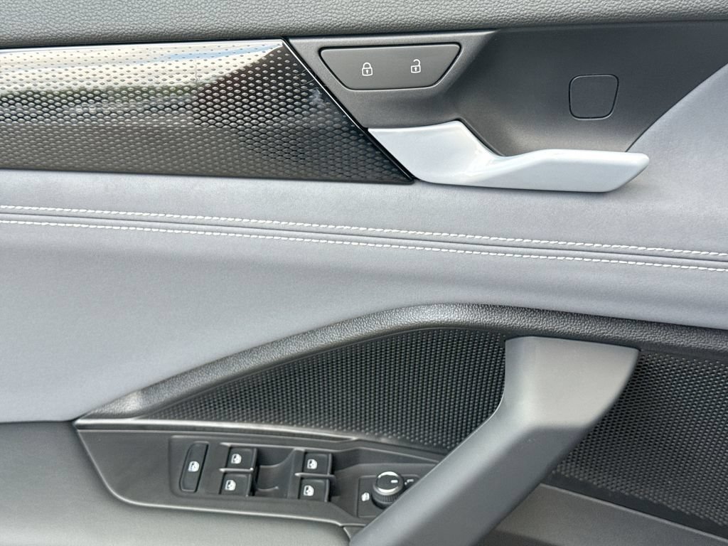 New 2026 Volkswagen Tiguan SE AWD/4WD image 15