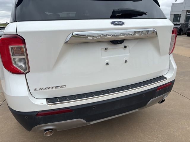 Used 2021 Ford Explorer Limited w/ Equipment Group 301A RWD image 12