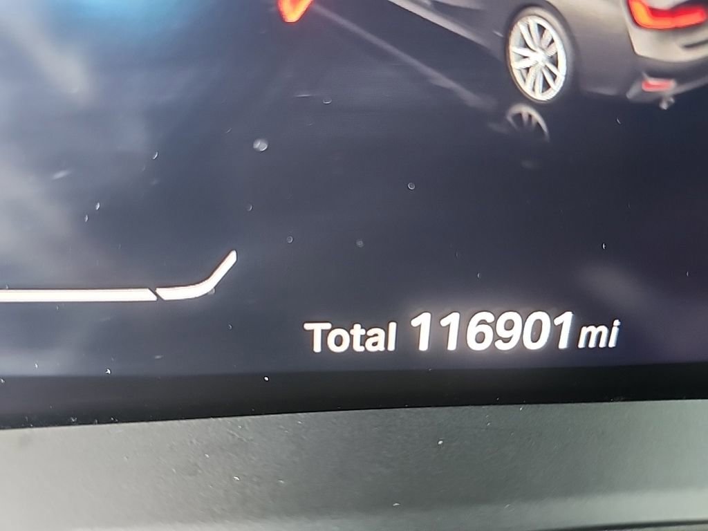 Used 2019 BMW 330i Sedan RWD image 2