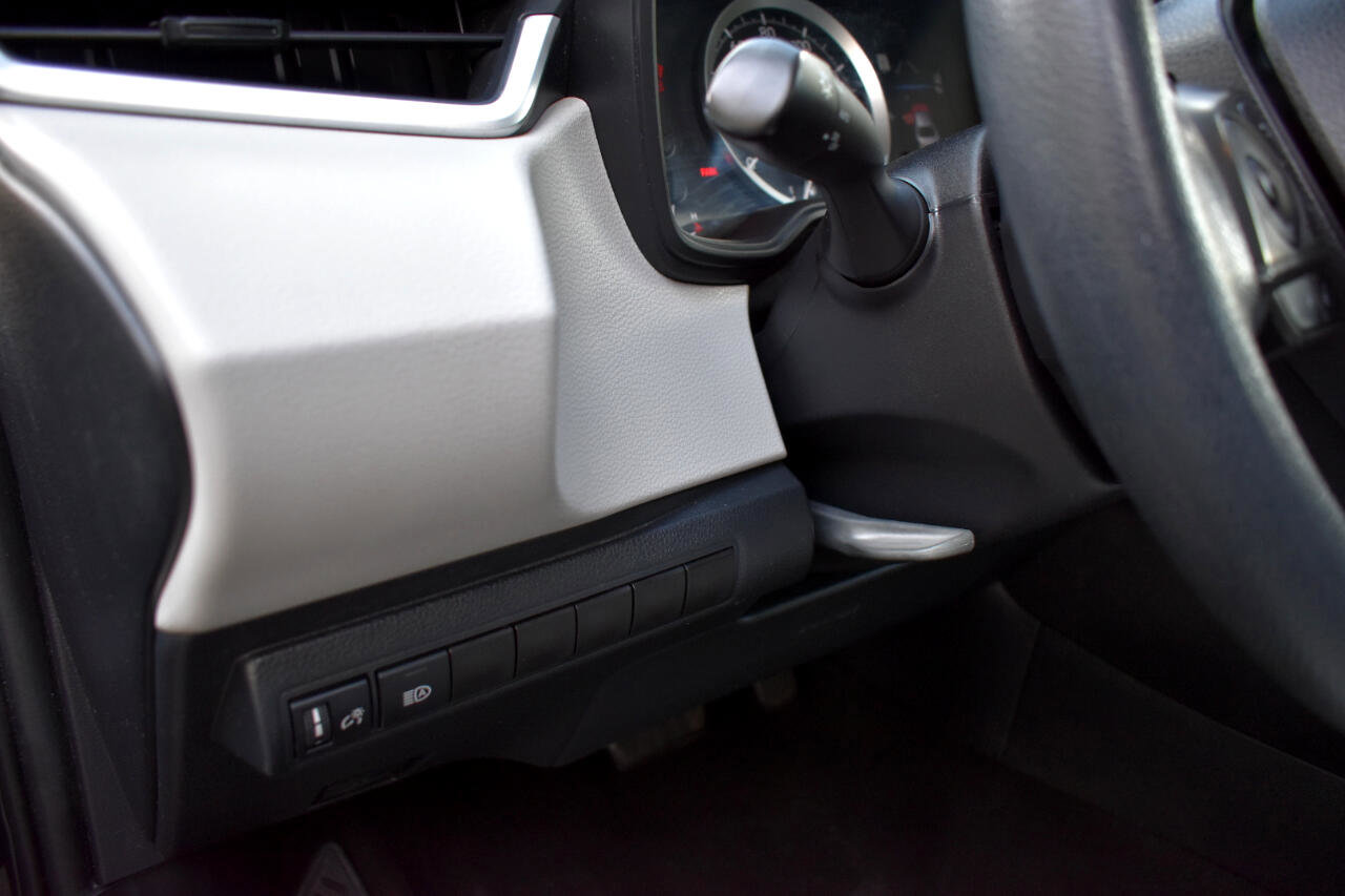 Used 2021 Toyota Corolla LE image 39