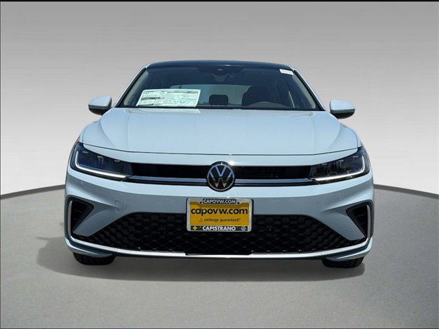 New 2025 Volkswagen Jetta SE image 2