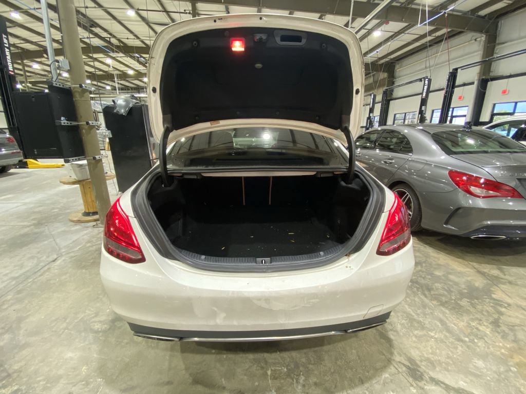 Used 2015 Mercedes-Benz C 300 4MATIC Sedan image 21
