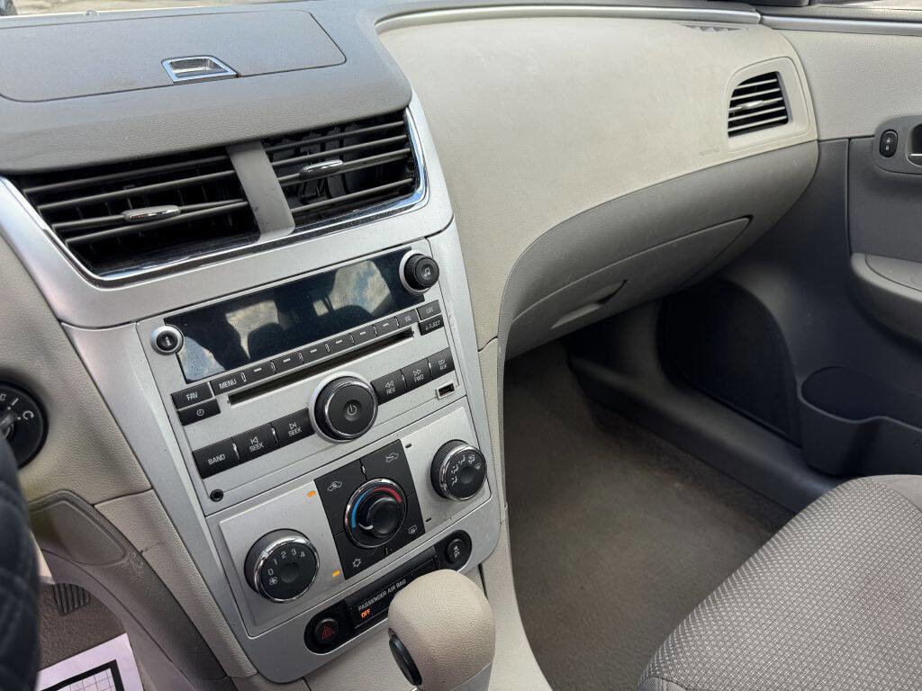 Used 2012 Chevrolet Malibu LT w/ Power Package image 11