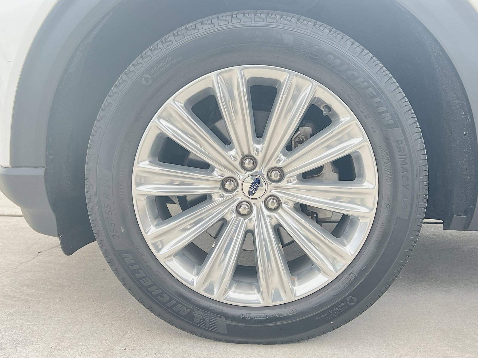 Used 2020 Ford Explorer Limited image 12