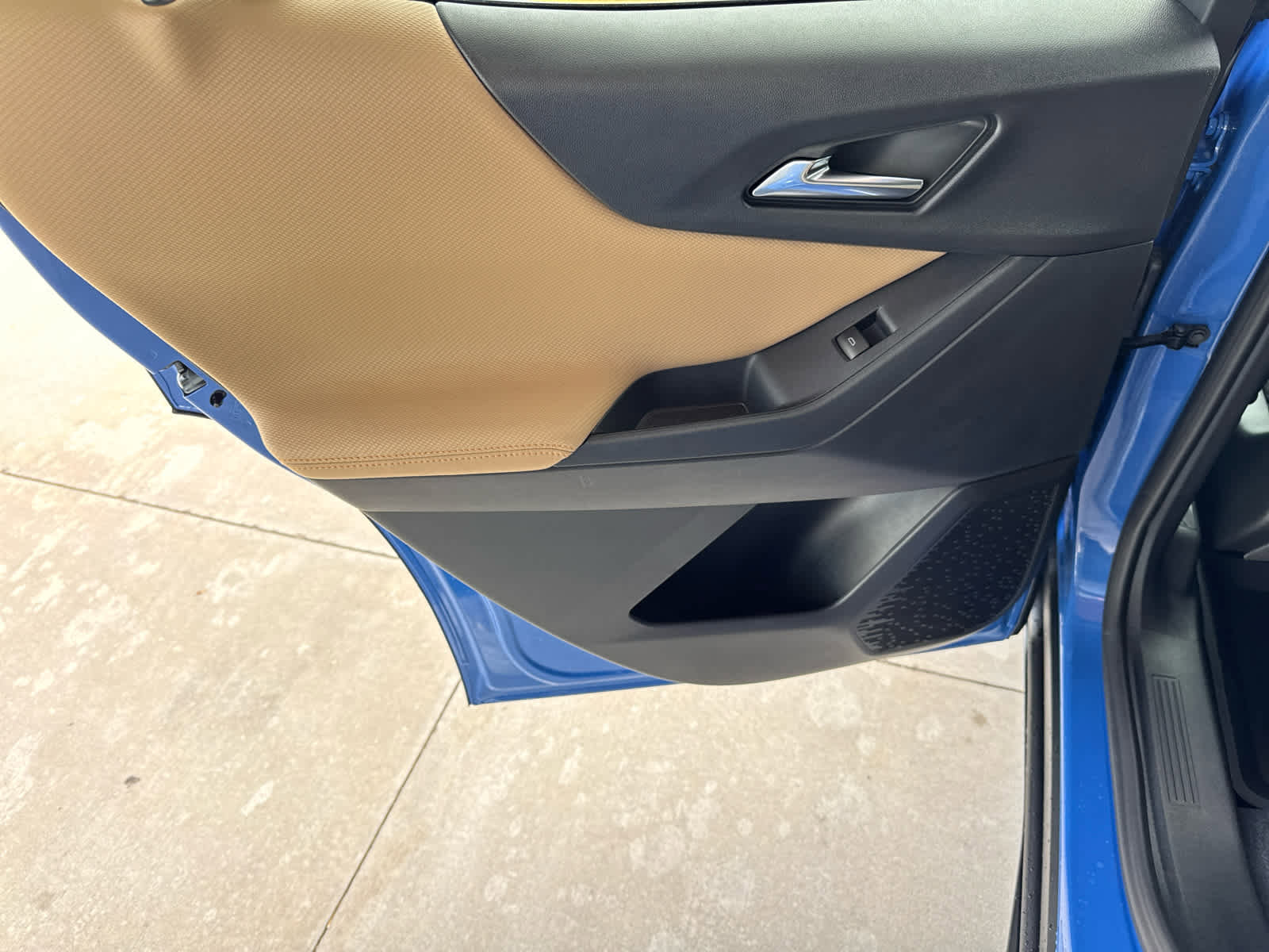 New 2026 Chevrolet Equinox ACTIV w/ Convenience Package III image 29