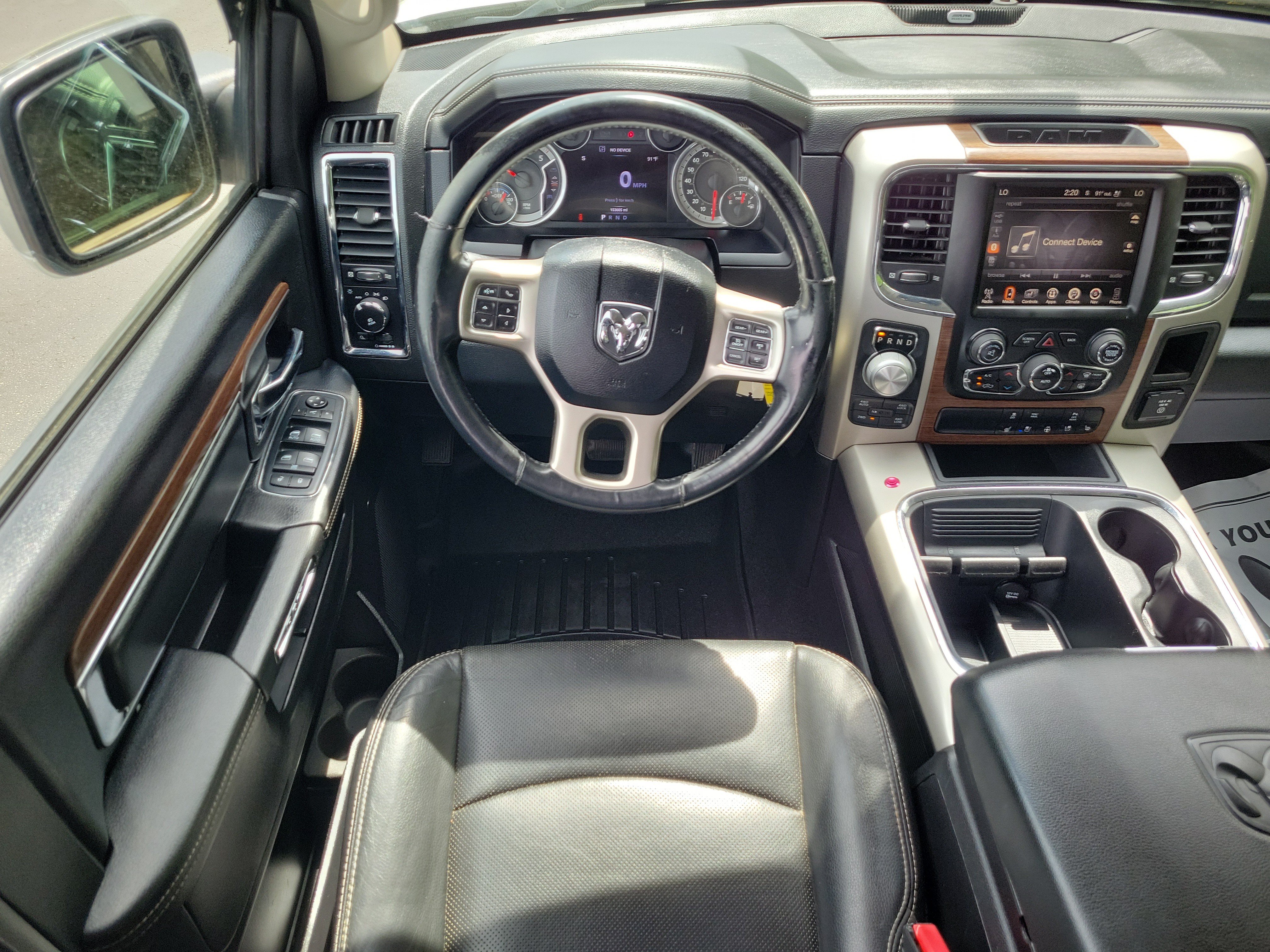 Used 2016 RAM 1500 Laramie AWD/4WD image 10
