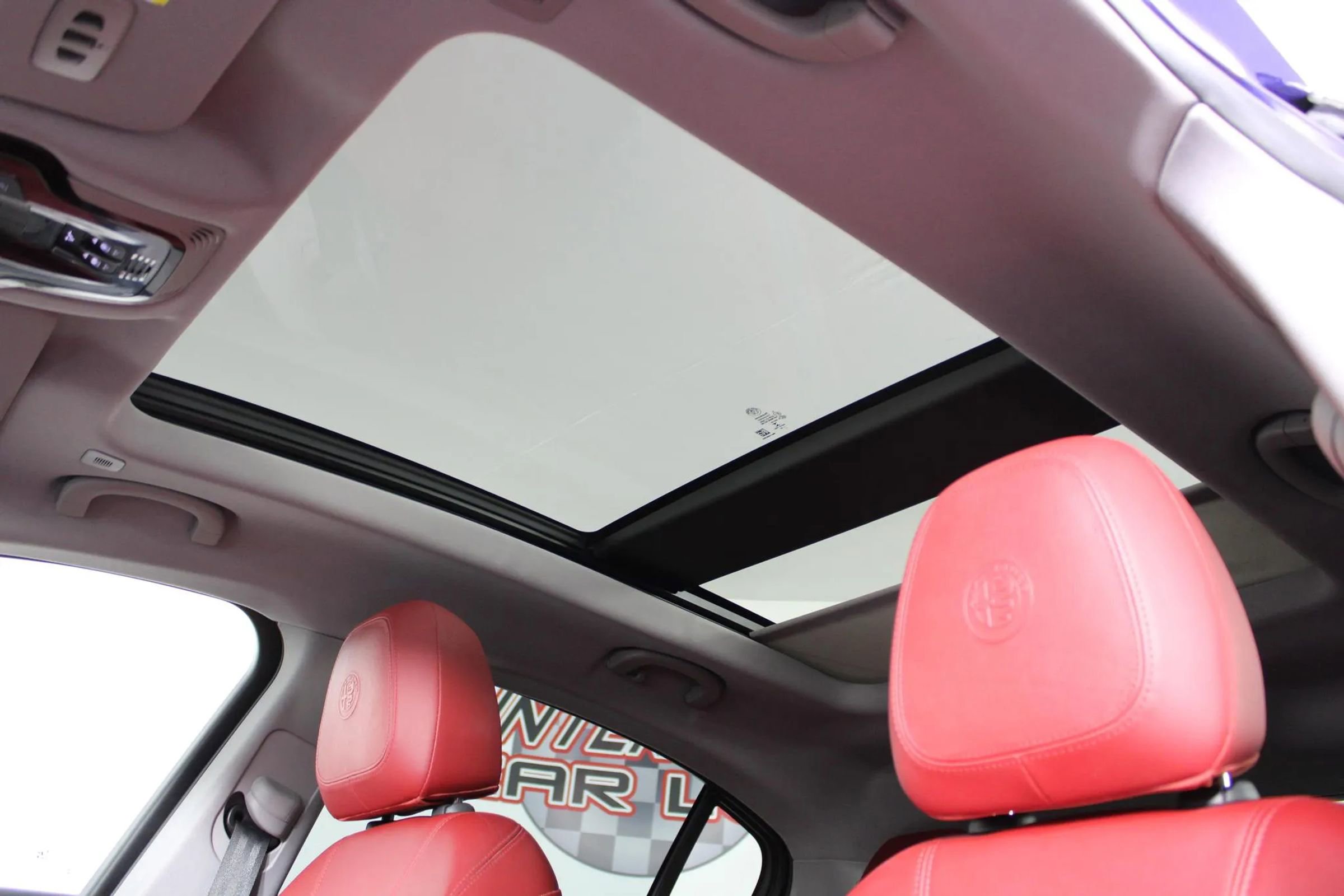 Used 2019 Alfa Romeo Stelvio Ti image 24