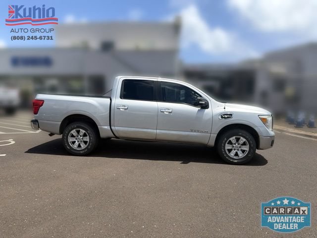 Used 2017 Nissan Titan SV AWD/4WD image 8
