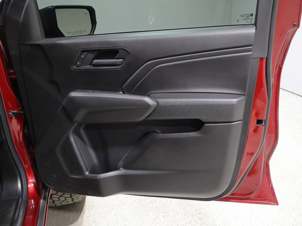 Used 2025 Chevrolet Colorado Trail Boss image 24