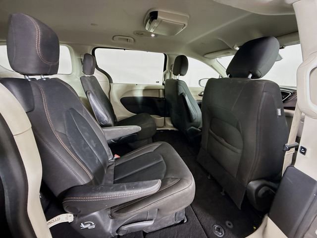 Used 2017 Chrysler Pacifica Touring Plus w/ Tire & Wheel Group image 26