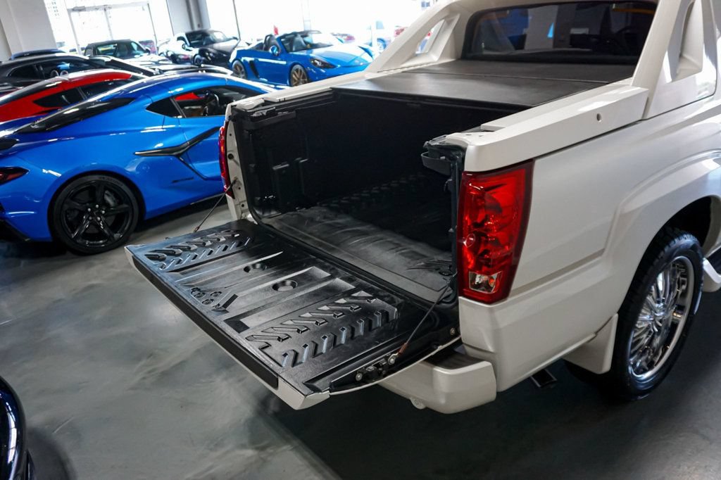 Used 2004 Cadillac Escalade EXT AWD/4WD image 63