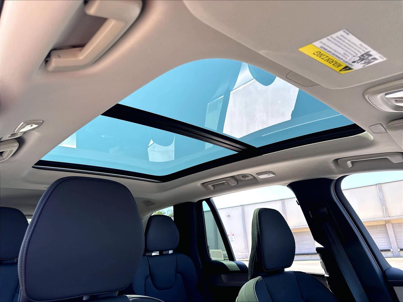 New 2026 Volvo XC90 T8 Plus w/ Protection Package AWD/4WD image 30