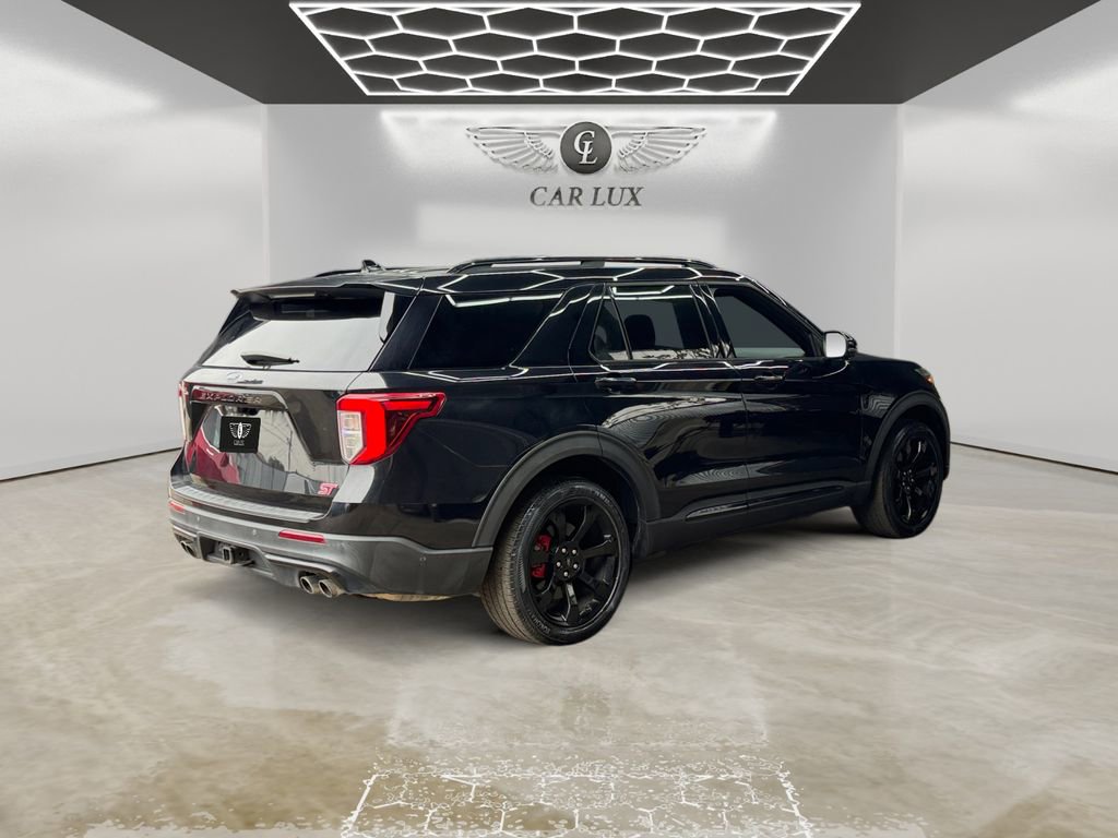 Used 2020 Ford Explorer ST w/ ST Street Pack image 5