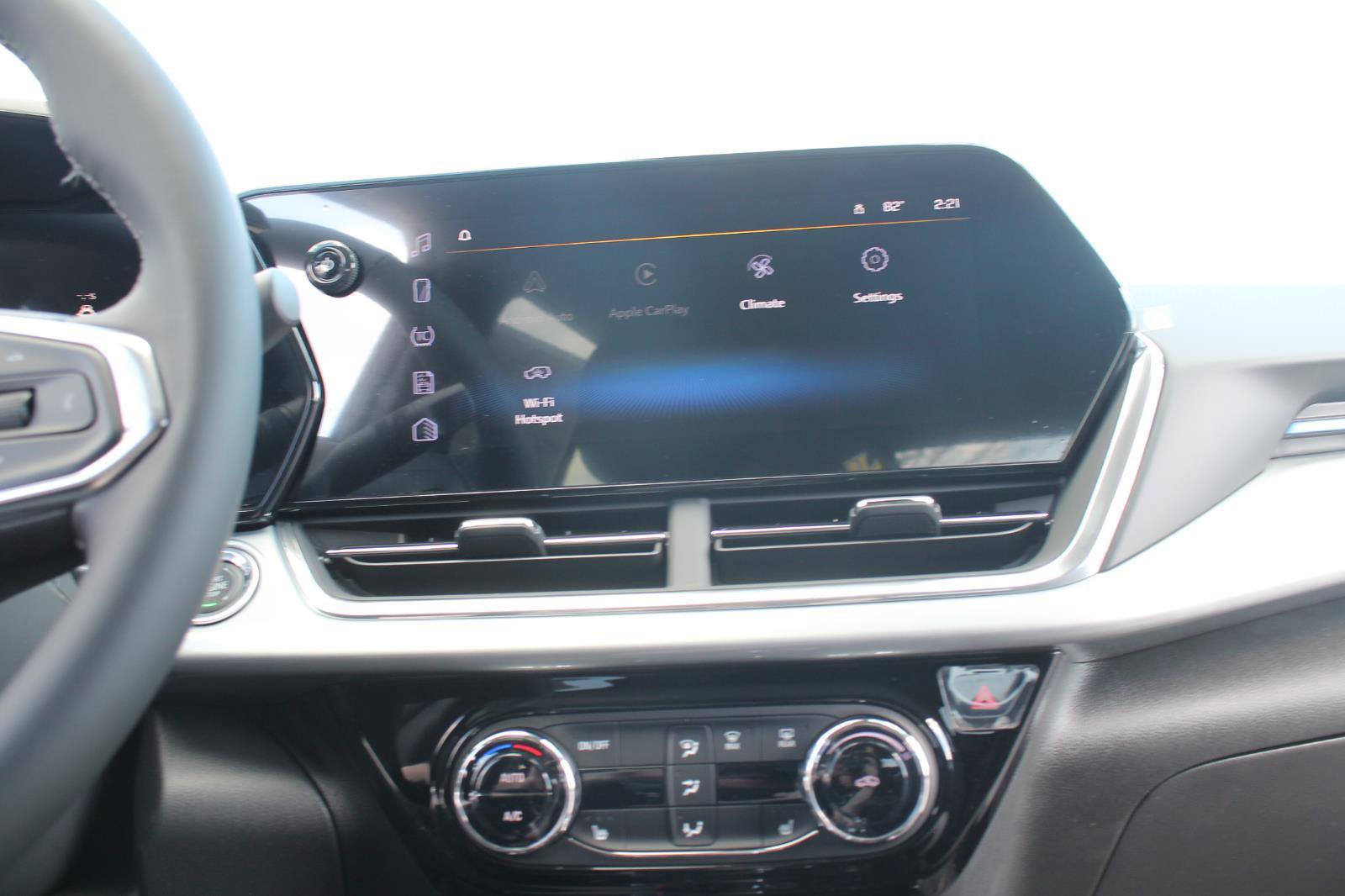 New 2026 Chevrolet Trax LT w/ Driver Confidence Package image 19