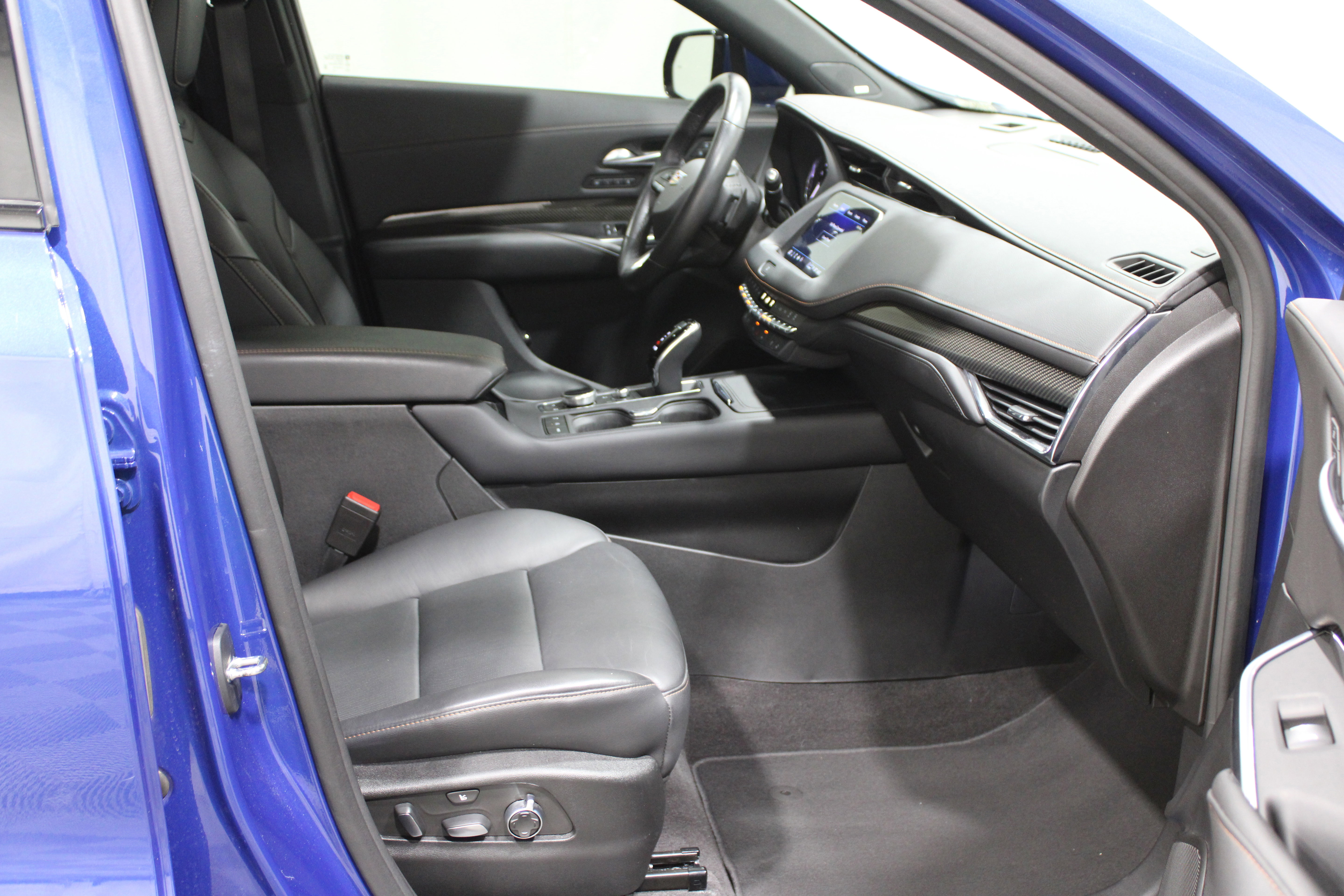 Certified 2023 Cadillac XT4 Sport image 26